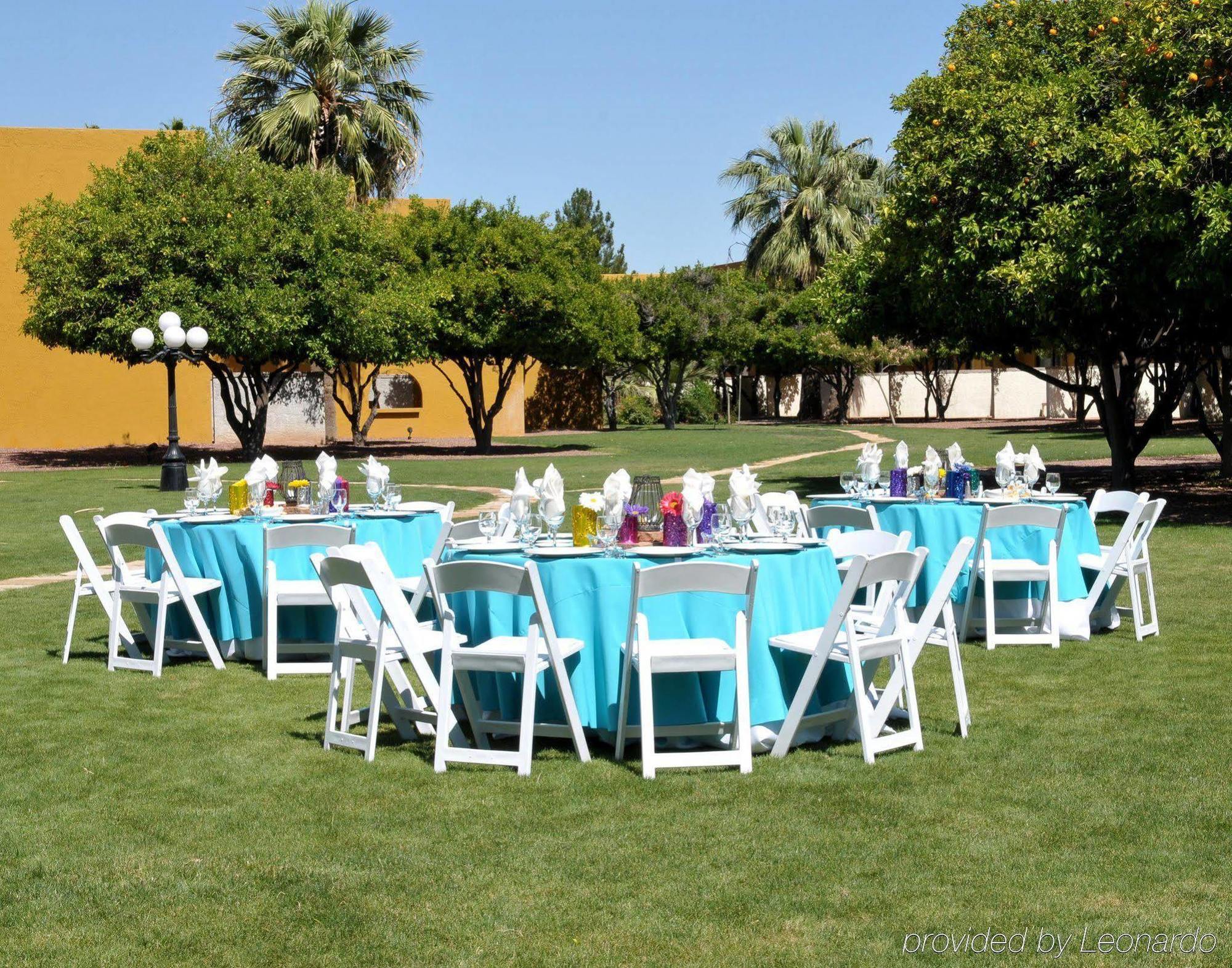 Doubletree By Hilton Tucson-Reid Park Hotel Restaurant photo